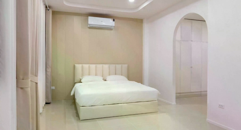 For sale 4 ベッドルーム villa in Saraphi, Chiang Mai