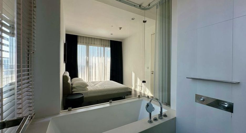 Condo en alquiler de 2 habitaciones en Pathum Wan, Bangkok