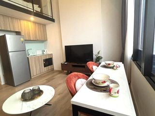 Продажа 1 кровать кондо в Пхра Кханонг, Бангкок