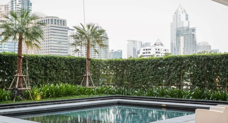 Condo en alquiler de 2 habitaciones en Pathum Wan, Bangkok
