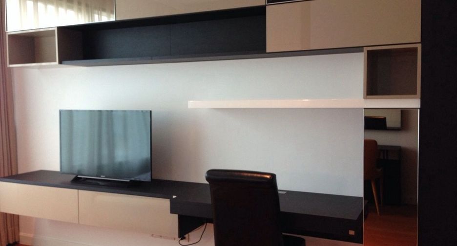 Condo en alquiler de 2 habitaciones en Pathum Wan, Bangkok