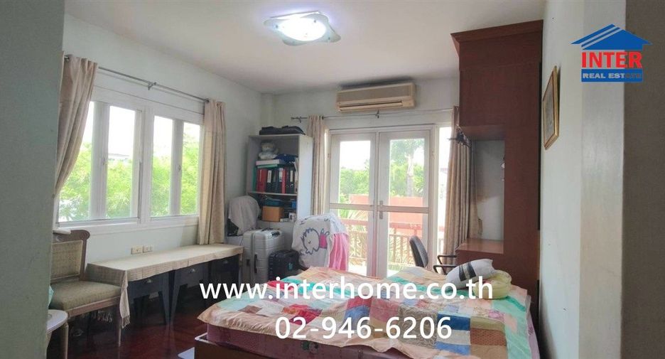 Haus zum Kauf mit 4 Zimmer in Bang Kruai, Nonthaburi