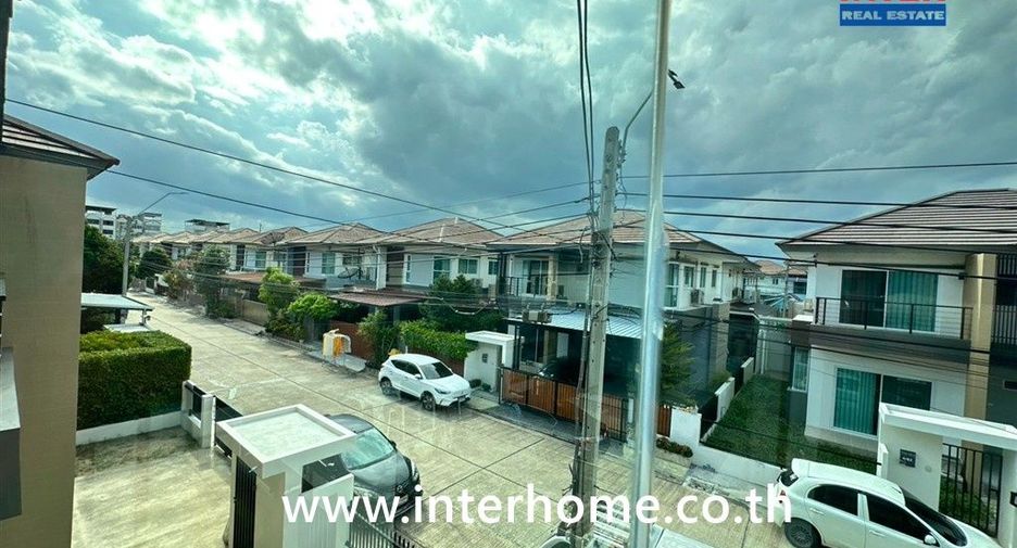 For sale 4 bedrooms house in Bang Khae, Bangkok