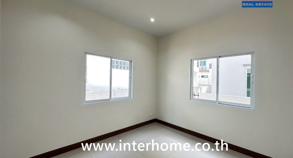 For sale 4 bedrooms house in Bang Khae, Bangkok