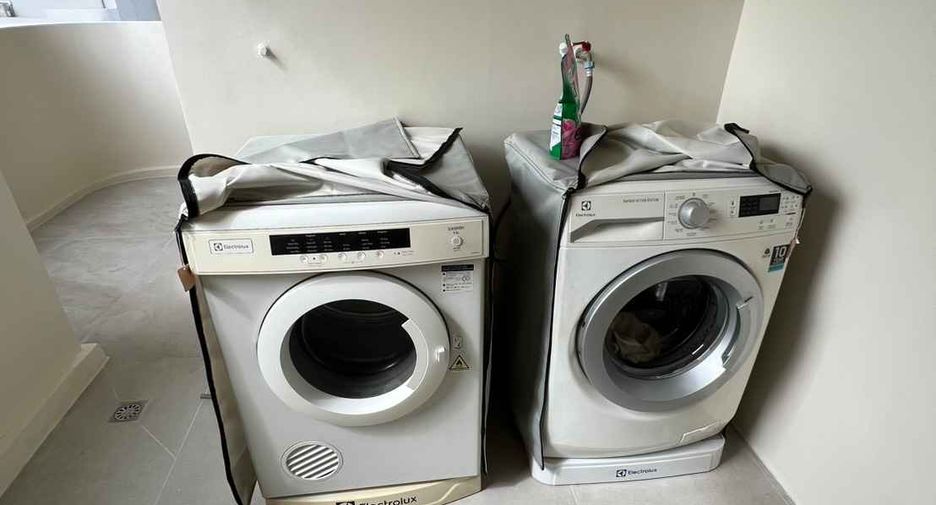 ขาย 3 ห้องนอน คอนโด ใน คลองเตย, กรุงเทพฯ