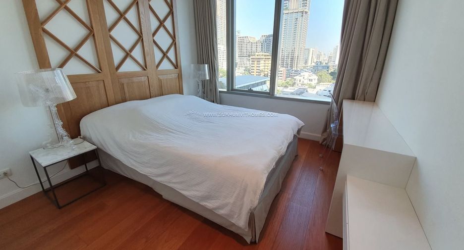 Condo en alquiler de 2 habitaciones en Pathum Wan, Bangkok
