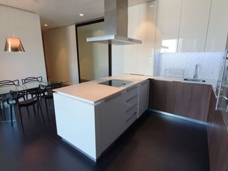 Condo en alquiler de 2 habitaciones en Pathum Wan, Bangkok
