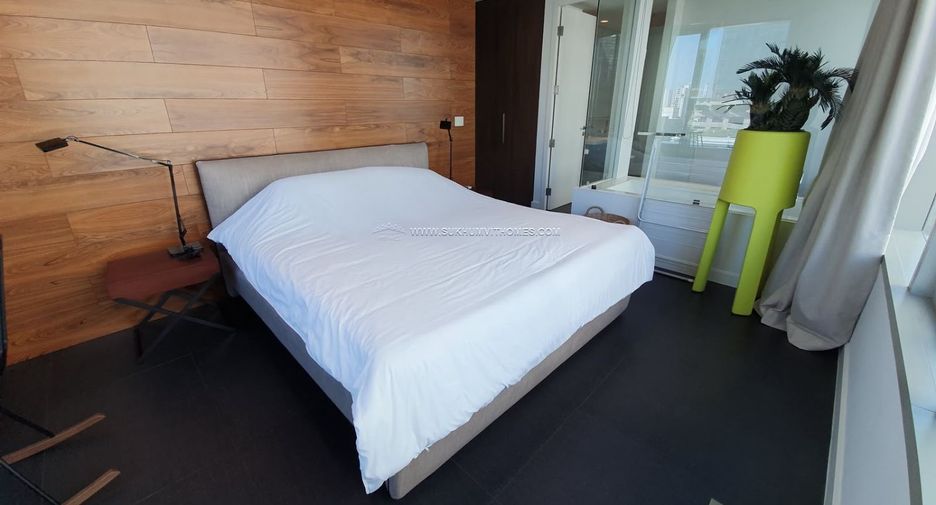 Condo en alquiler de 2 habitaciones en Pathum Wan, Bangkok