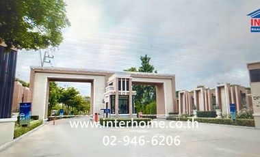 For sale 3 bedrooms house in Saraphi, Chiang Mai