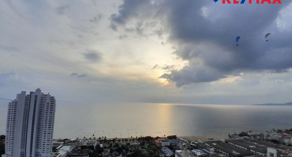 For sale 2 bedrooms condo in Jomtien, Pattaya