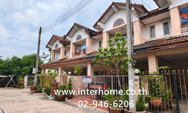 For sale 3 bedrooms townhouse in Mueang Pathum Thani, Pathum Thani