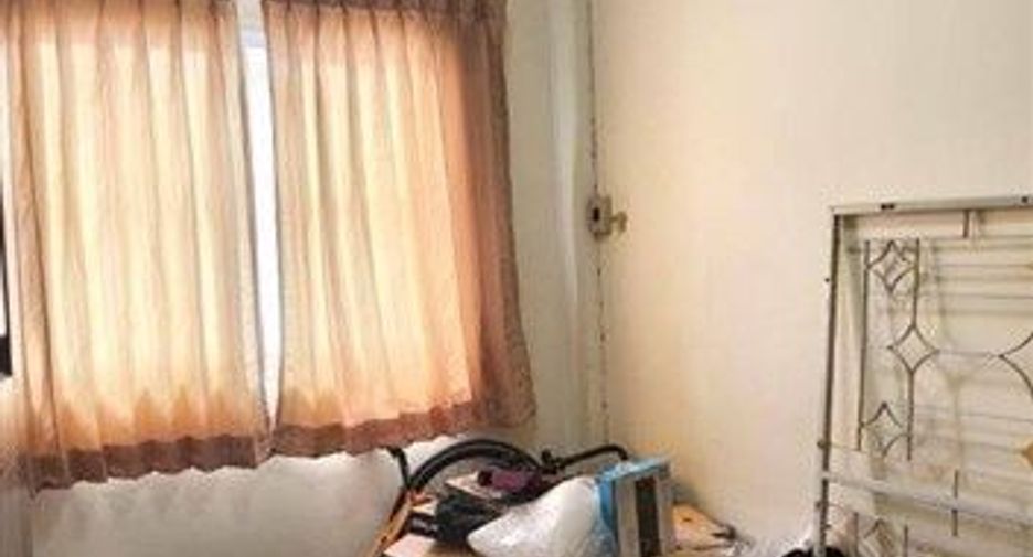 For sale 3 bedrooms townhouse in Mueang Pathum Thani, Pathum Thani