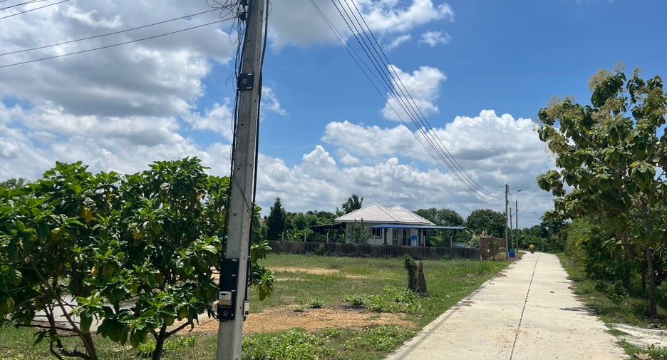 出售 土地 在 Don Tum, Nakhon Pathom
