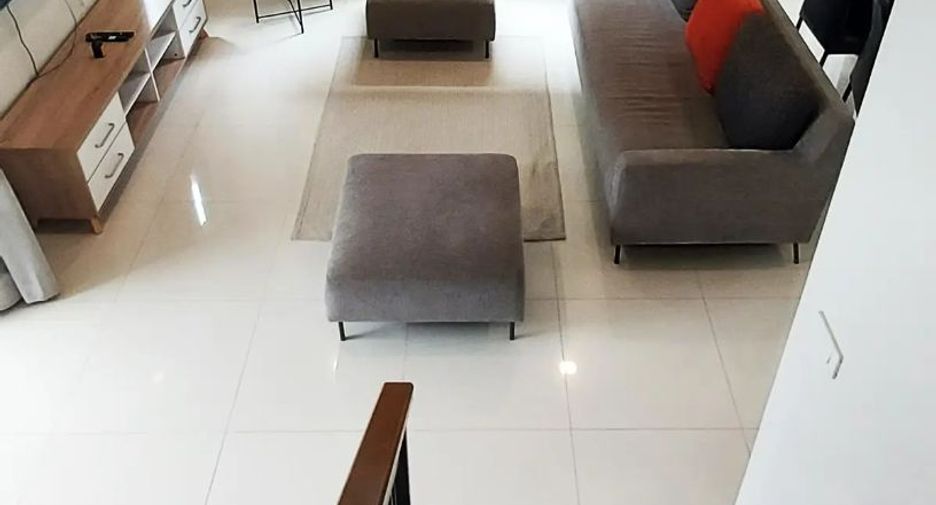 出售 4 卧室 独立屋 在 Nikhom Phatthana, Rayong