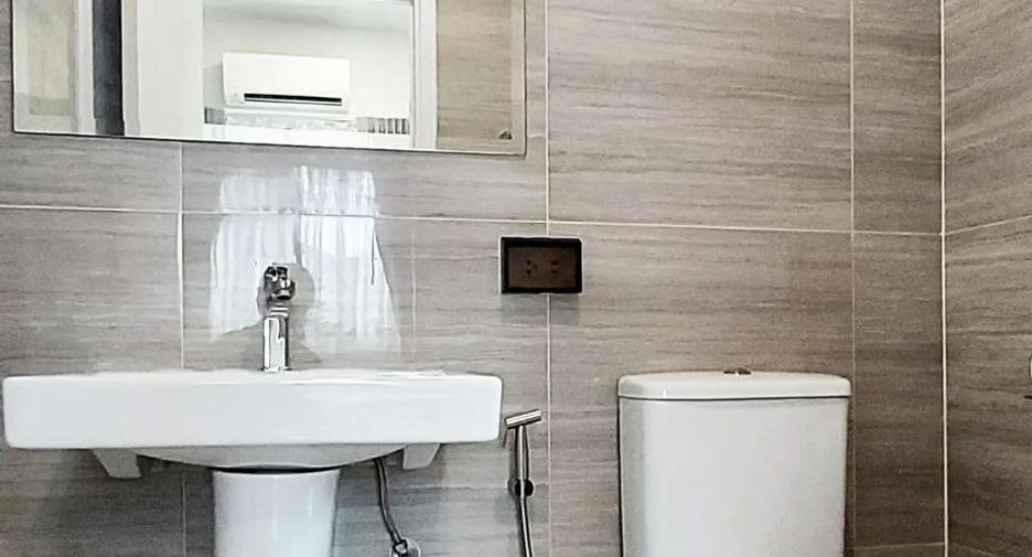 出售 4 卧室 独立屋 在 Nikhom Phatthana, Rayong