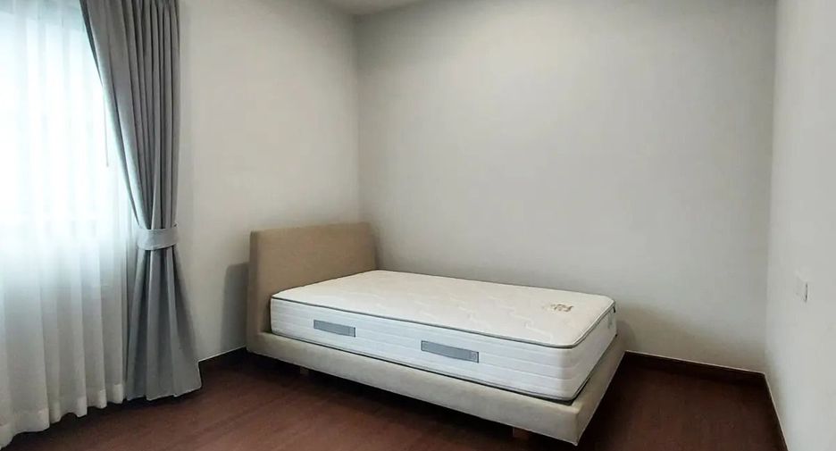 出售 4 卧室 独立屋 在 Nikhom Phatthana, Rayong