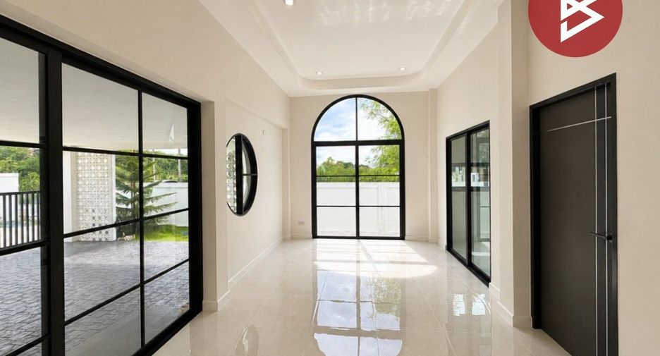 À vendre 3 chambres maison à Phutthamonthon, Nakhon Pathom