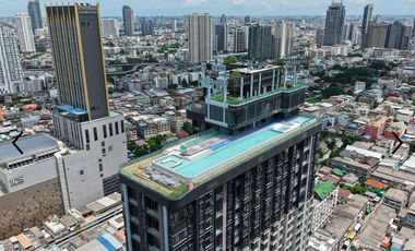 For sale 3 bedrooms condo in Khlong San, Bangkok
