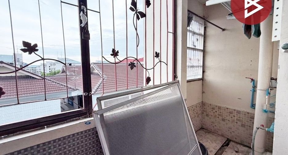 For sale 1 bed condo in Bang Phli, Samut Prakan
