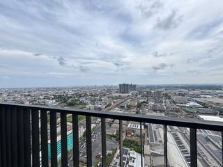À vendre 2 chambres condo à Mueang Samut Prakan, Samut Prakan