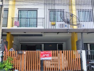 出售 4 卧室 联排别墅 在 Mueang Chon Buri, Chon Buri