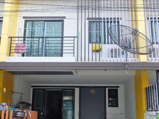 出售 4 卧室 联排别墅 在 Mueang Chon Buri, Chon Buri