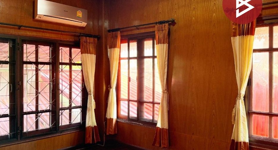 出售 3 卧室 独立屋 在 Wiang Nong Long, Lamphun