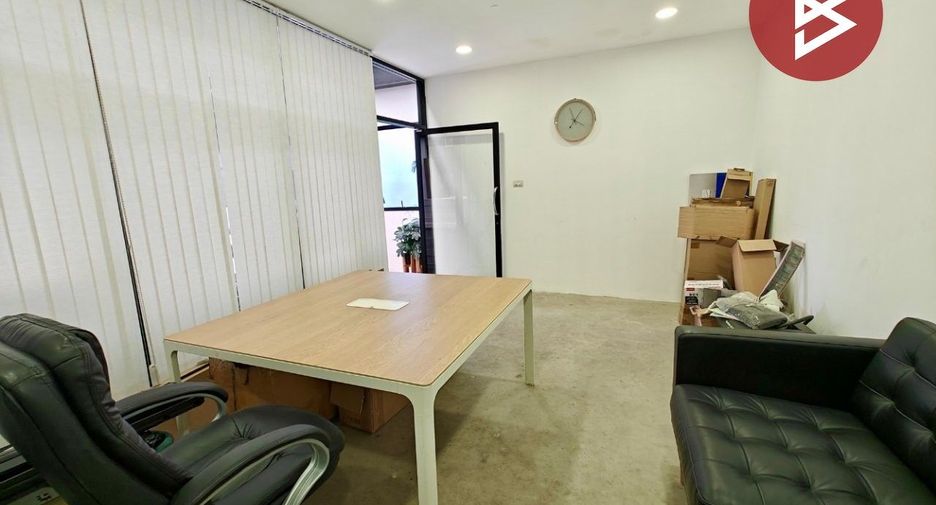 For sale office in Mueang Samut Prakan, Samut Prakan
