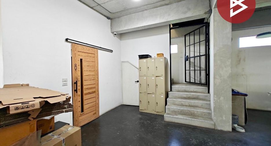 For sale office in Mueang Samut Prakan, Samut Prakan
