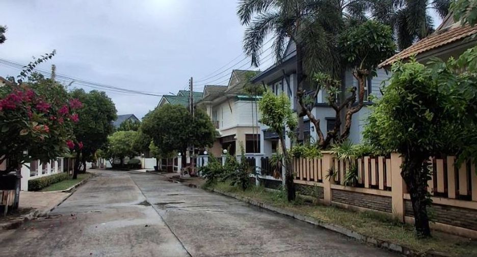 Haus zur Miete mit 3 Zimmer in Mueang Chon Buri, Chonburi