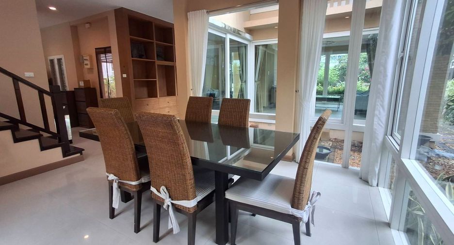 Haus zur Miete mit 3 Zimmer in Mueang Chon Buri, Chonburi
