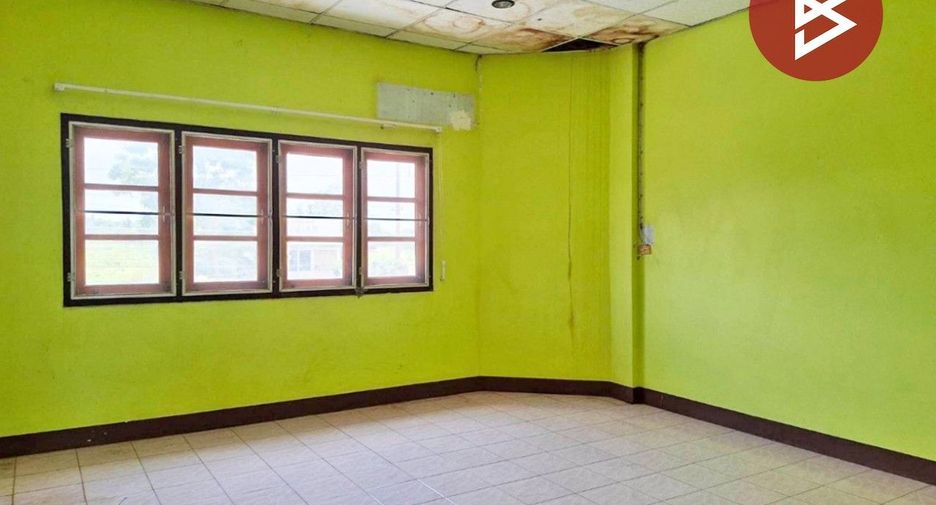 Продажа 2 спальни торговое помещение в Mueang Uttaradit, Уттарадит