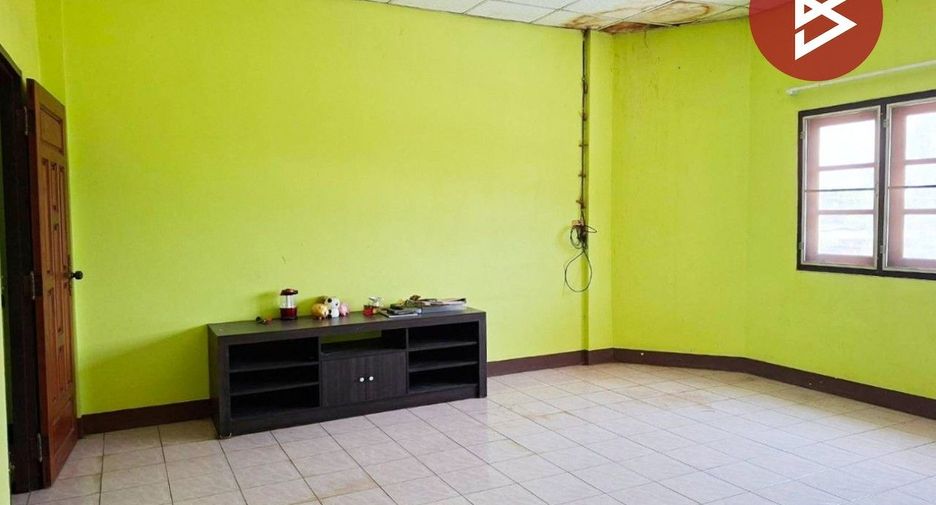 Продажа 2 спальни торговое помещение в Mueang Uttaradit, Уттарадит