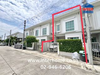 出售 4 卧室 联排别墅 在 Mueang Pathum Thani, Pathum Thani