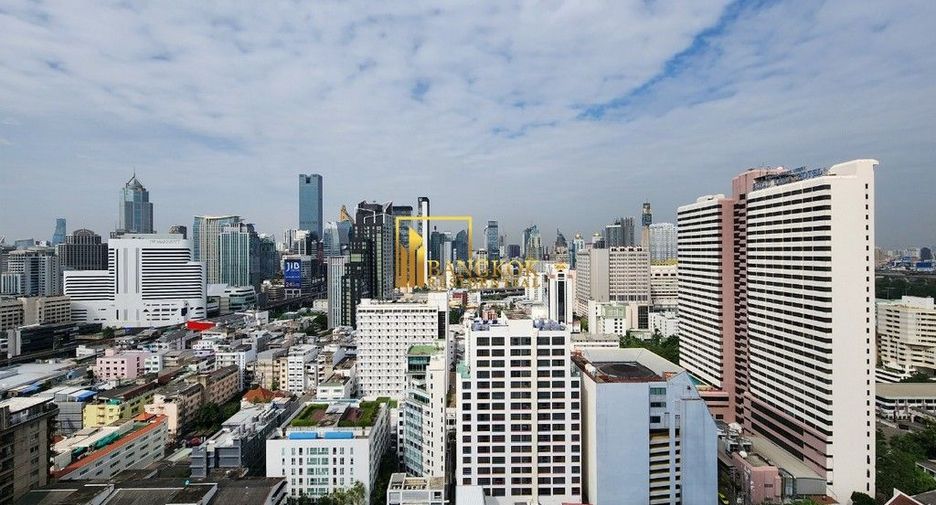 À louer 2 chambres condo à Watthana, Bangkok