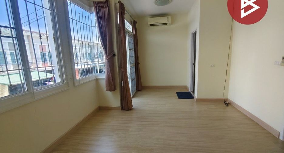 For sale 4 bedrooms townhouse in Bang Sao Thong, Samut Prakan