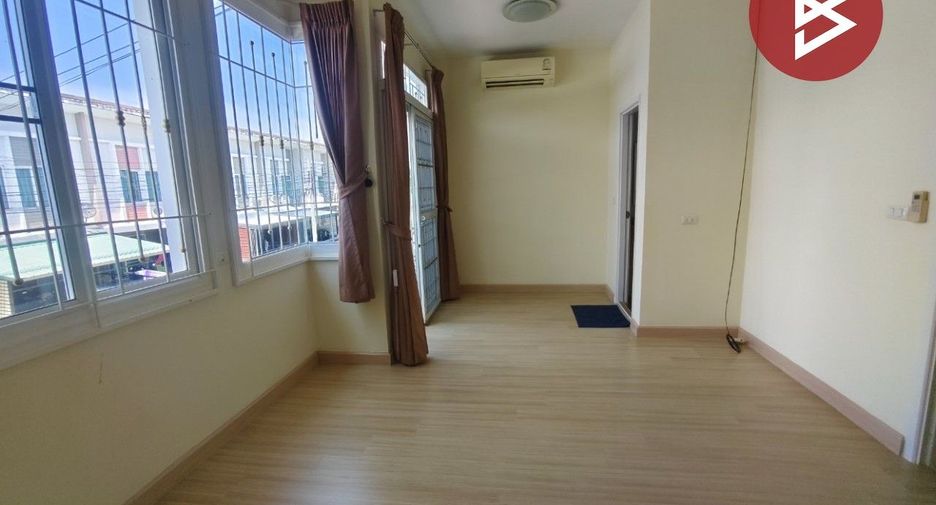 For sale 4 bedrooms townhouse in Bang Sao Thong, Samut Prakan