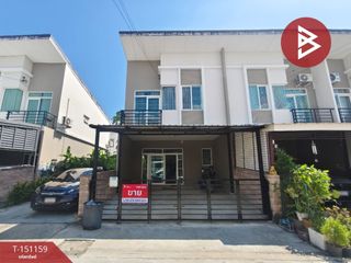 À vendre 4 chambres maison de ville à Bang Sao Thong, Samut Prakan