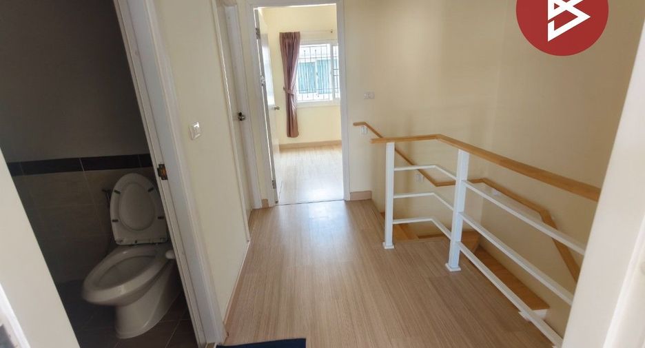 For sale 4 bedrooms townhouse in Bang Sao Thong, Samut Prakan