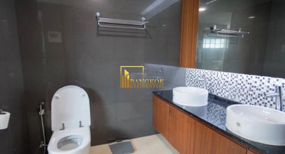 For rent 3 bedrooms condo in Watthana, Bangkok