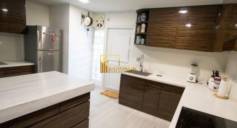 For rent 3 bedrooms condo in Watthana, Bangkok