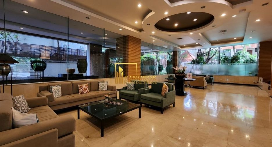 For rent 3 bedrooms condo in Watthana, Bangkok