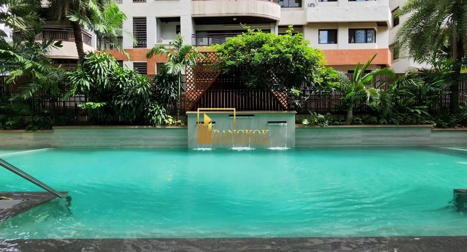 For rent 3 bedrooms condo in Watthana, Bangkok