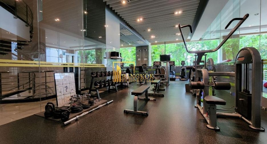 For rent 3 bedrooms condo in Watthana, Bangkok