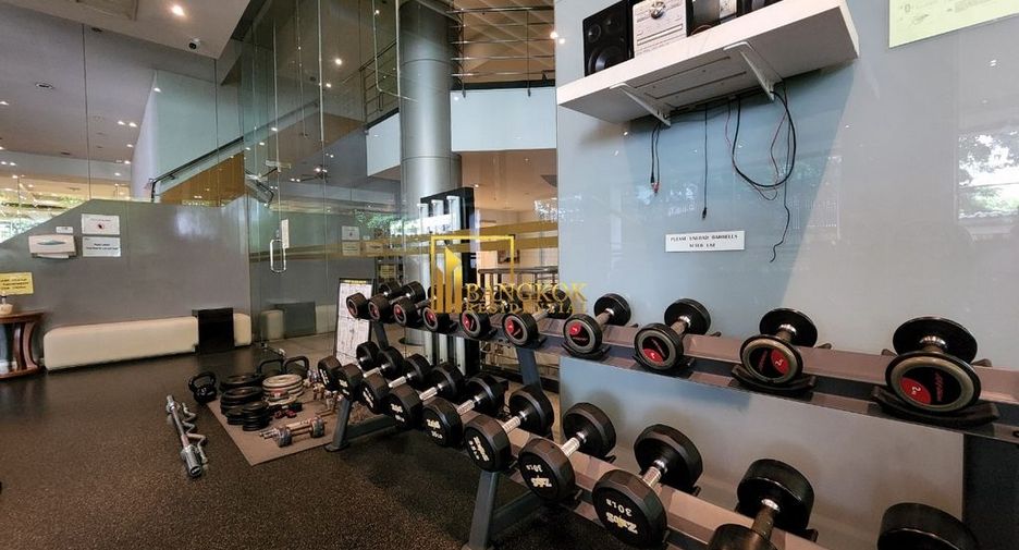 For rent 3 bedrooms condo in Watthana, Bangkok