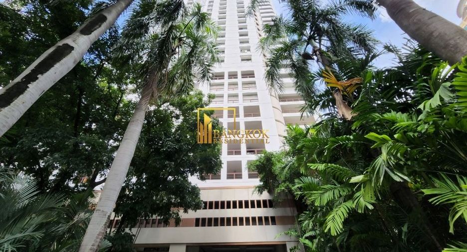 For rent 3 bedrooms condo in Watthana, Bangkok