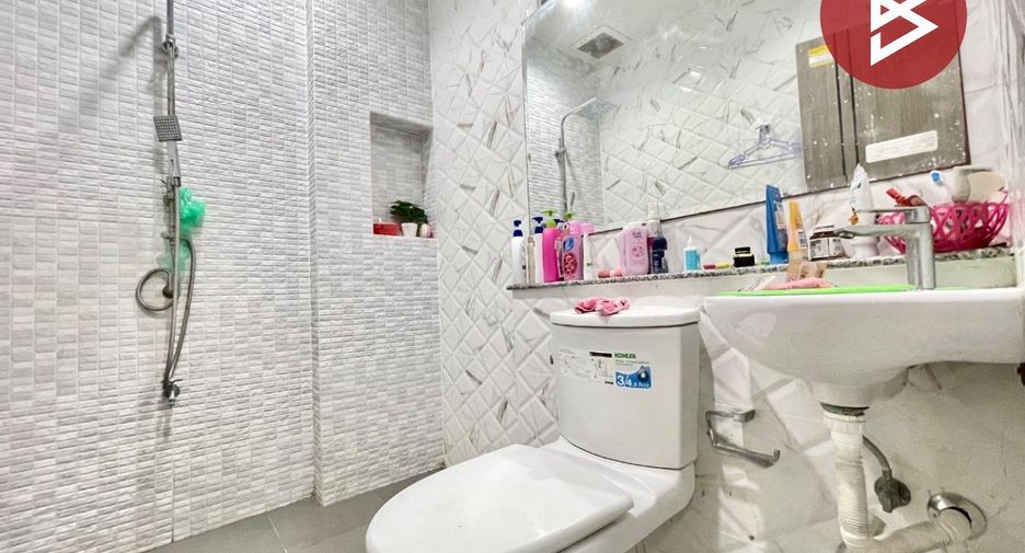 Haus zum Kauf mit 2 Zimmer in Phan Thong, Chonburi