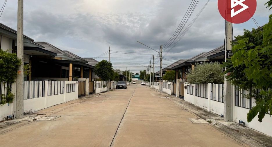 Haus zum Kauf mit 2 Zimmer in Phan Thong, Chonburi