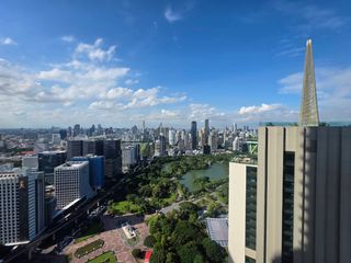 For sale 3 bedrooms condo in Bang Rak, Bangkok