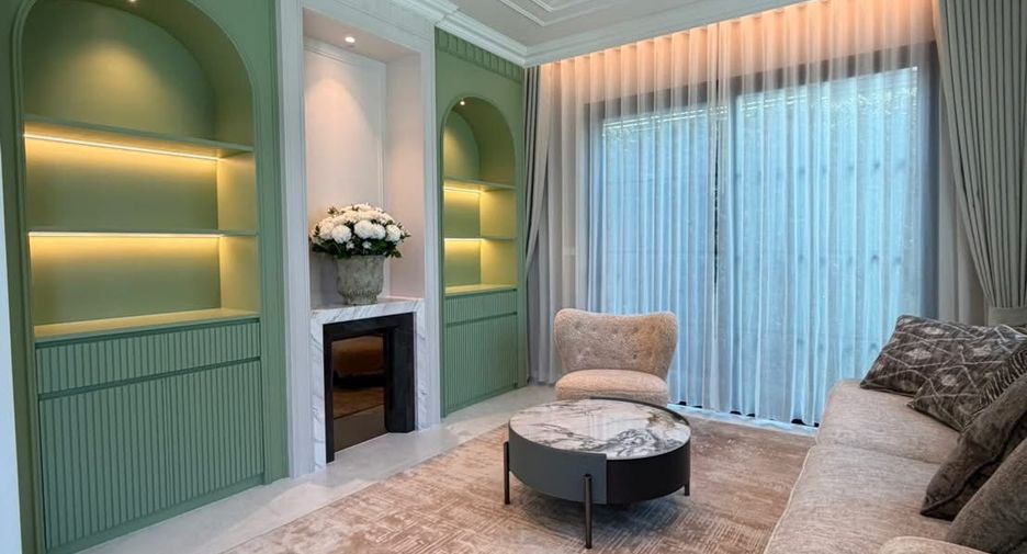 For rent 4 ベッドルーム house in Saphan Sung, Bangkok